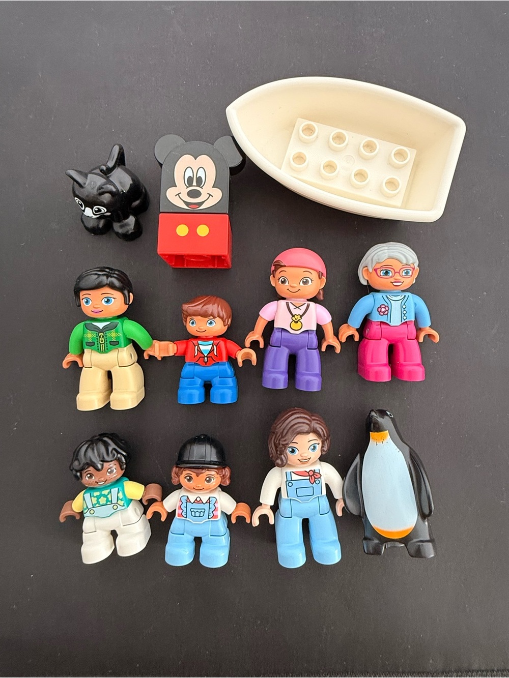 Mixed lot of Lego Duplo figures